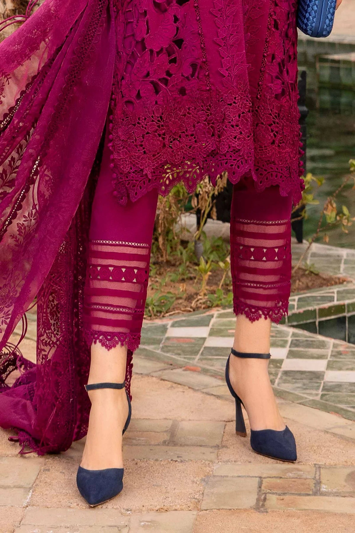 Maria B. | Stitched by Rang | Luxury Lawn| Inspired | D-2409-A